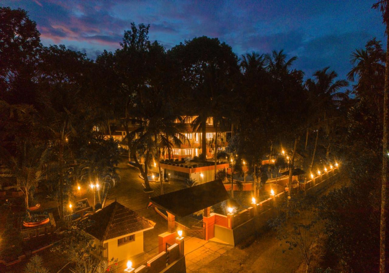 Ushasree Wayanad Heritage Premium Pool Resort By Voye Homes Ambalavayal Exteriör bild