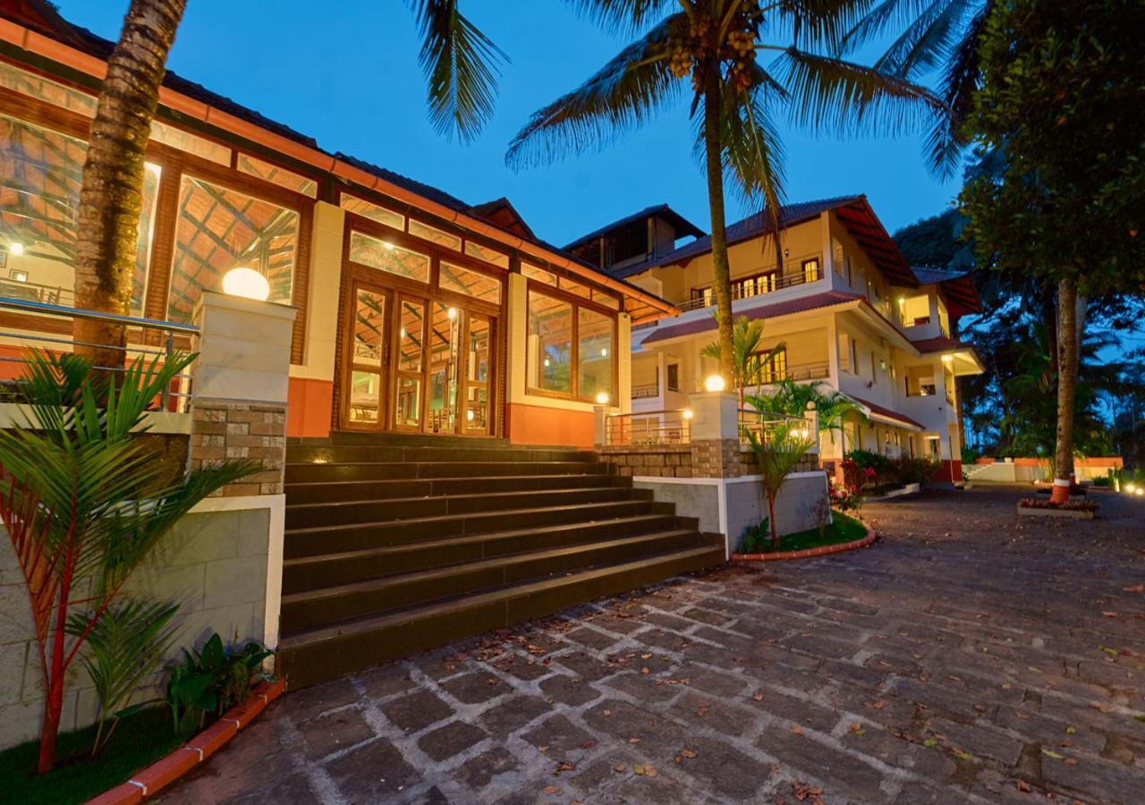 Ushasree Wayanad Heritage Premium Pool Resort By Voye Homes Ambalavayal Exteriör bild