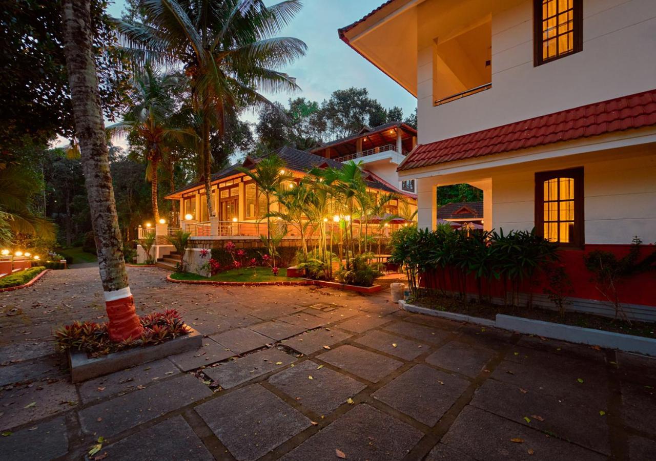 Ushasree Wayanad Heritage Premium Pool Resort By Voye Homes Ambalavayal Exteriör bild