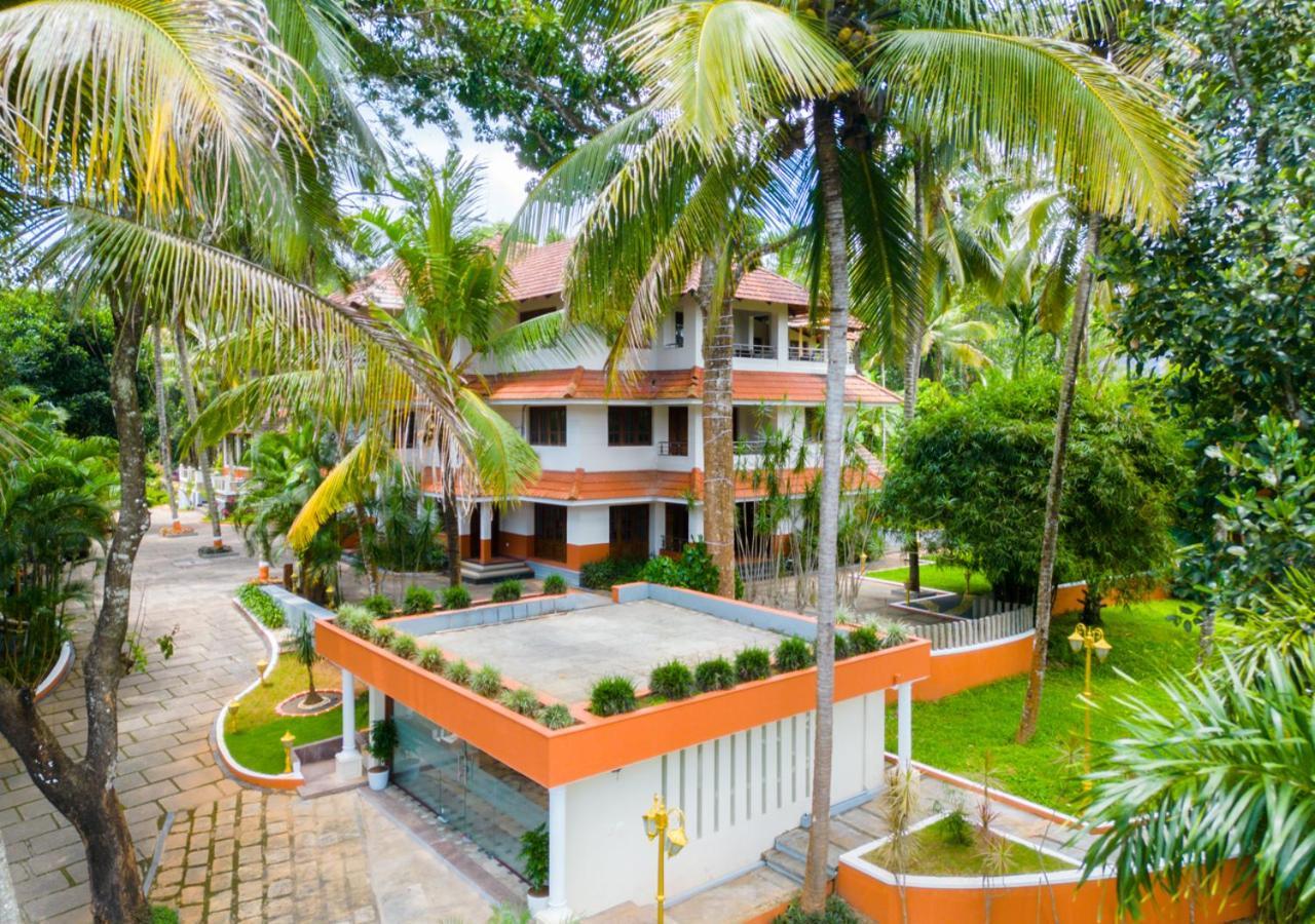 Ushasree Wayanad Heritage Premium Pool Resort By Voye Homes Ambalavayal Exteriör bild