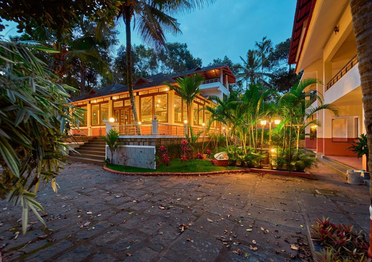 Ushasree Wayanad Heritage Premium Pool Resort By Voye Homes Ambalavayal Exteriör bild