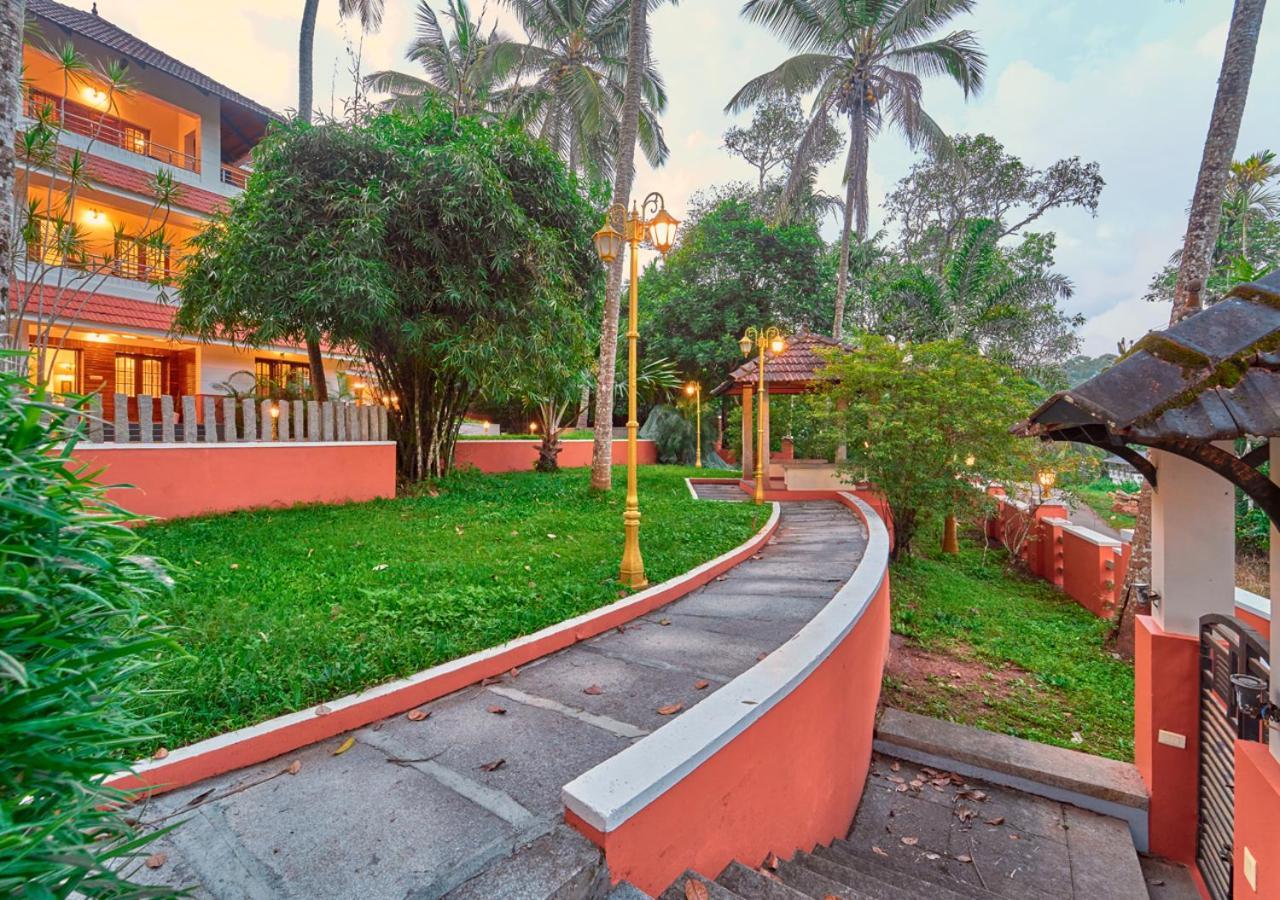 Ushasree Wayanad Heritage Premium Pool Resort By Voye Homes Ambalavayal Exteriör bild