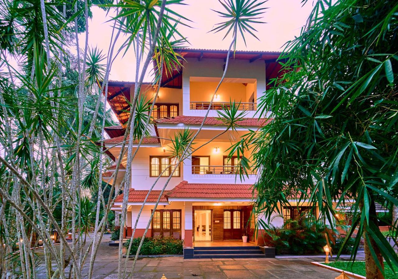 Ushasree Wayanad Heritage Premium Pool Resort By Voye Homes Ambalavayal Exteriör bild